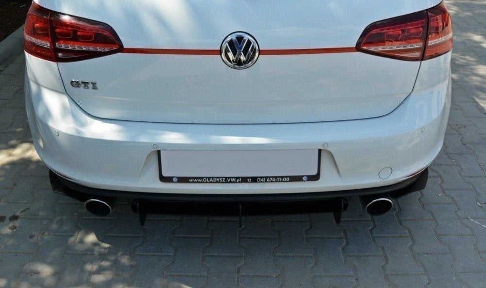 Añadido Difusor + flaps Maxton Golf mk7 GTI 2013/16