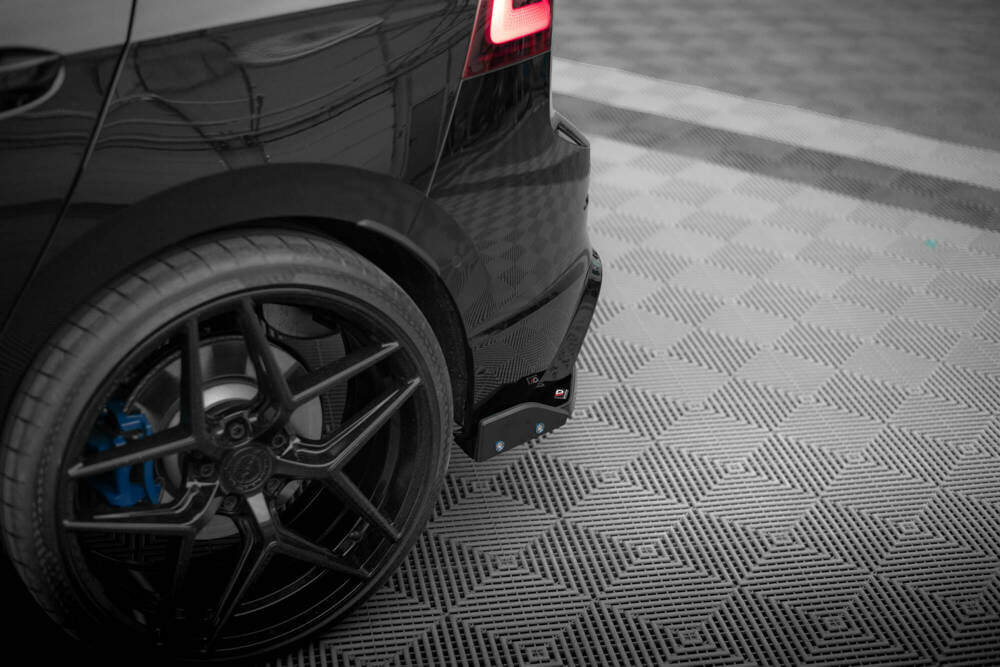 Añadido lateral difusor Maxton V6 + flaps Golf Mk8 R