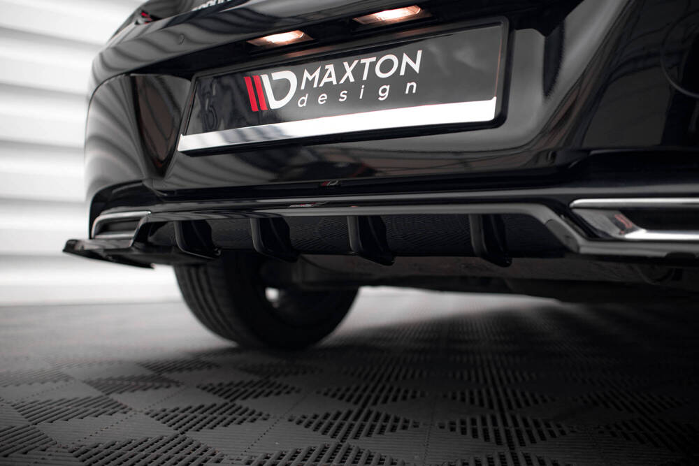 Añadido Difusor Racing  Maxton Toyota Corolla XII Hatchback 2019-