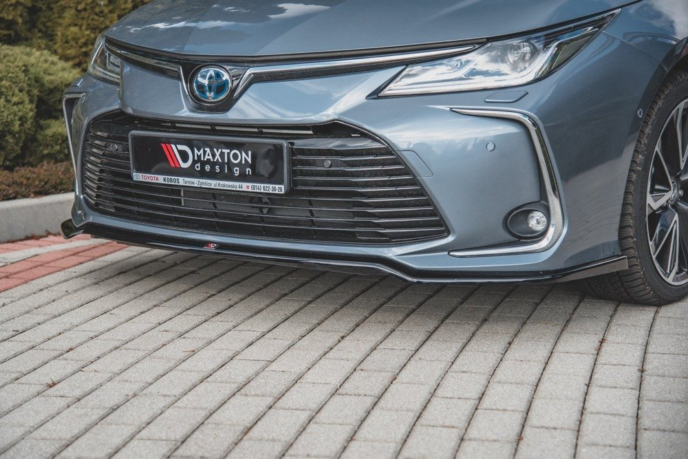 Lip maxton Toyota Corolla XII Sedan 2019 - 2023