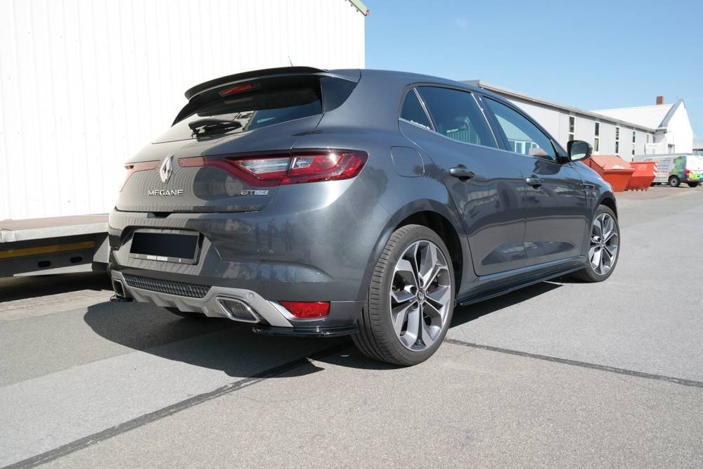 Añadido lateral difusor Maxton Renault Megane Mk4 Gt Line 2016-