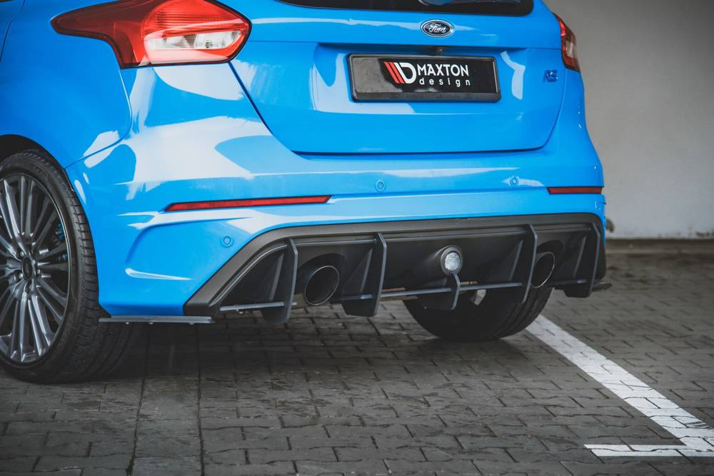 Añadido lateral difusor Maxton Racing Ford Focus RS Mk3 2015/18